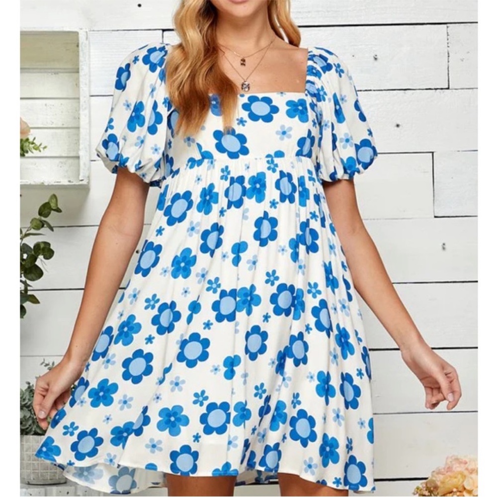 Sweet Lemon blue daisy babydoll dress size medium NWT